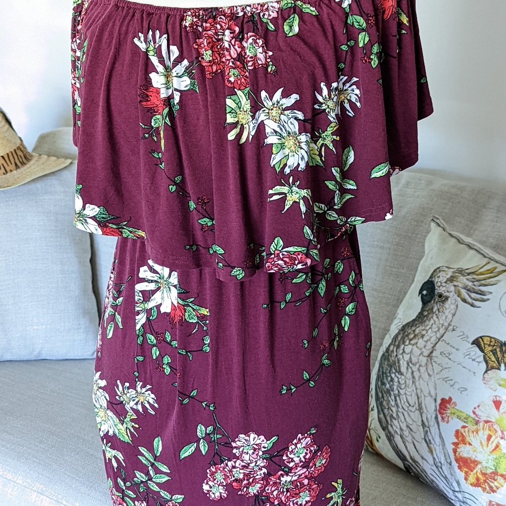 Summer Dress.     A19 - Picture 2 of 6